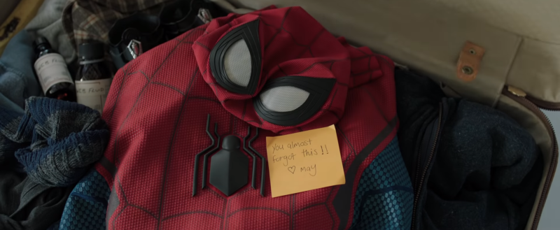 Illustration for article titled Todos los secretos y referencias ocultos en el primer tráiler de Spider-Man: Far from Home